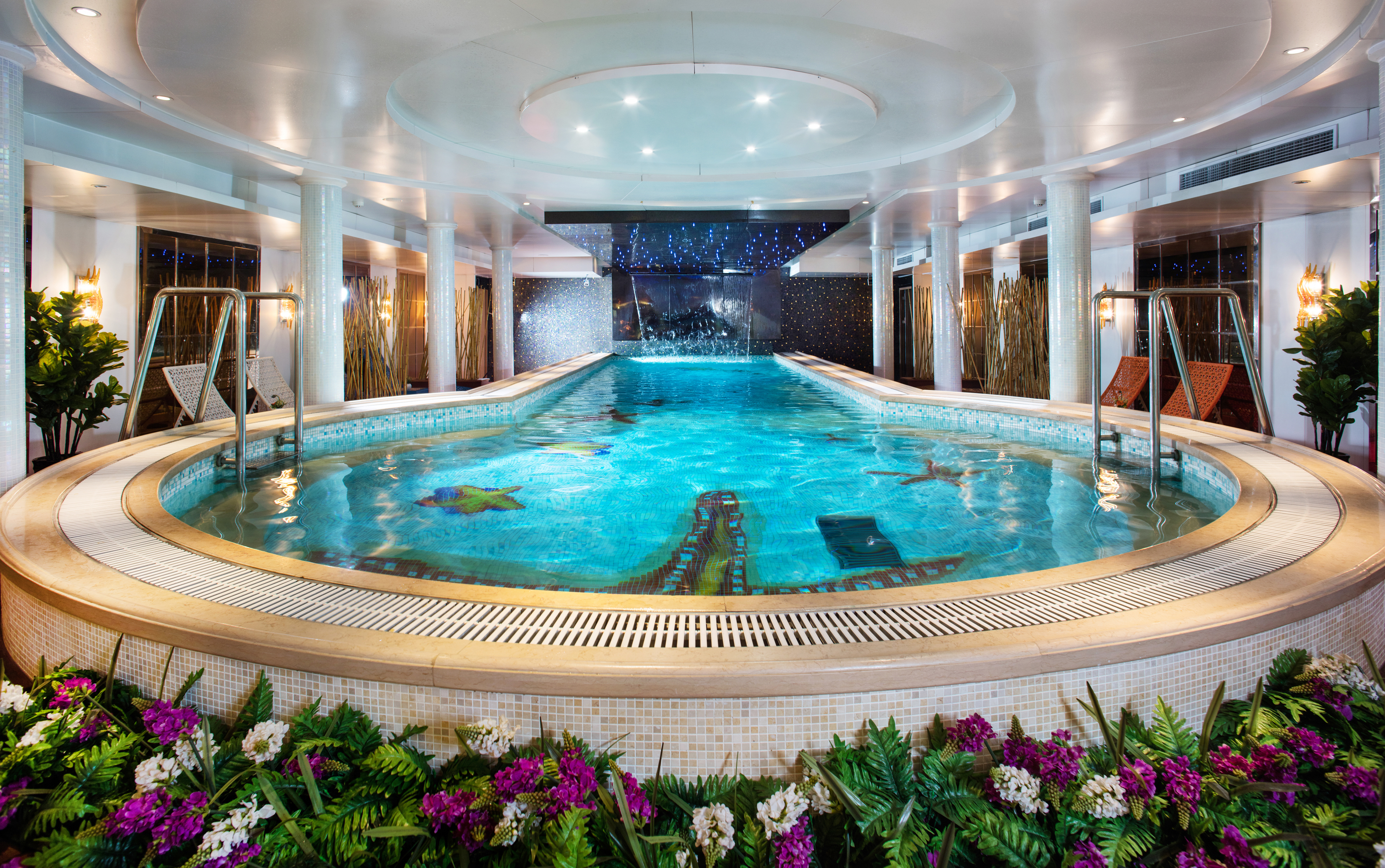 Heated Indoor Swimming Pool
